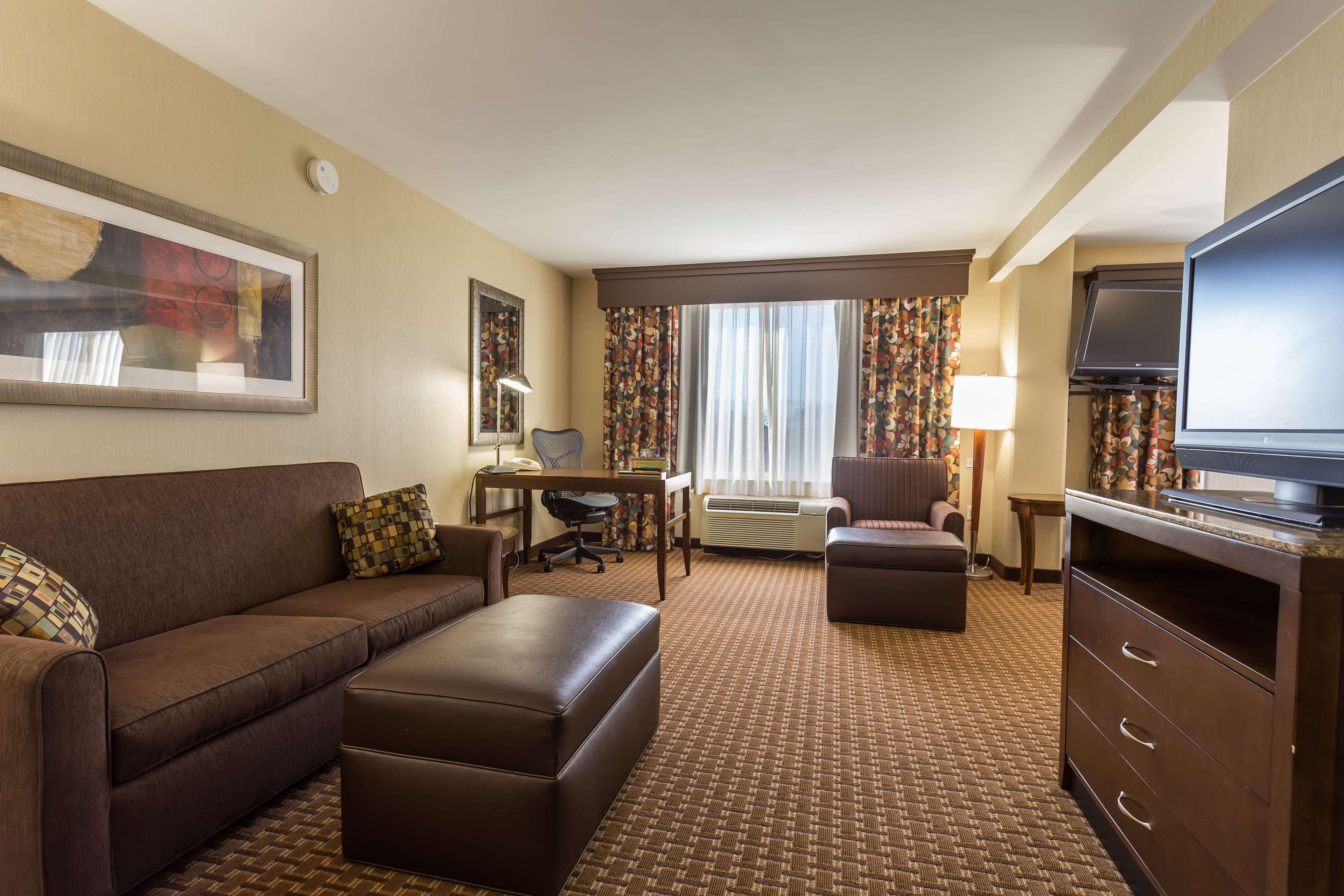 Hilton Garden Inn San Mateo Exterior photo