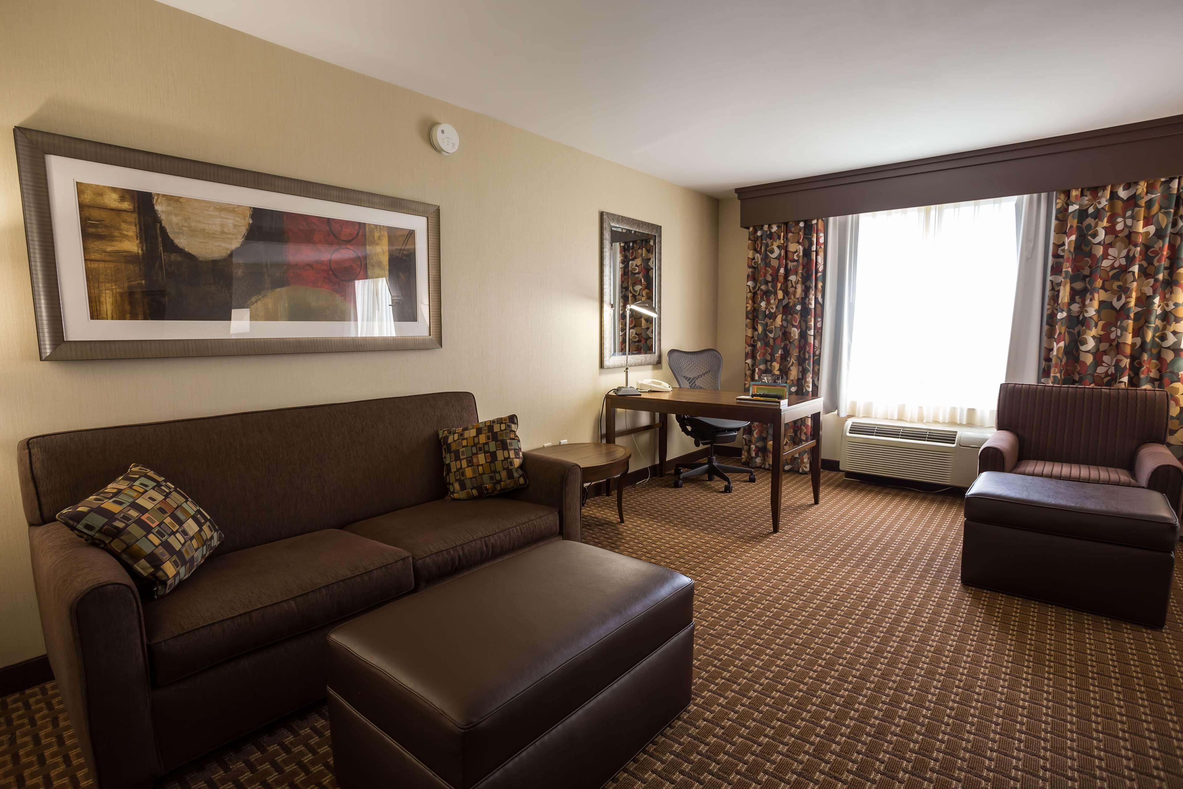 Hilton Garden Inn San Mateo Exterior photo