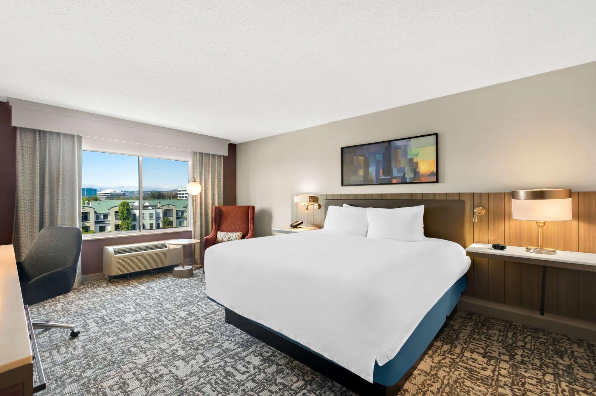 Hilton Garden Inn San Mateo Exterior photo